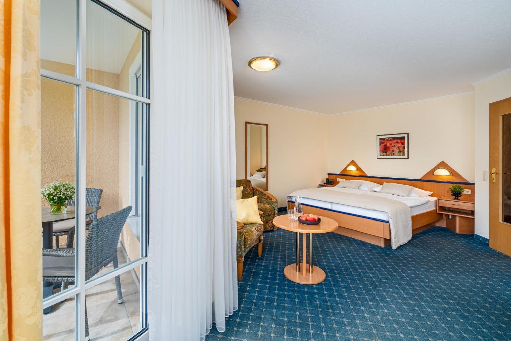Hotel Riedenburg Bad Fussing Bagian luar foto