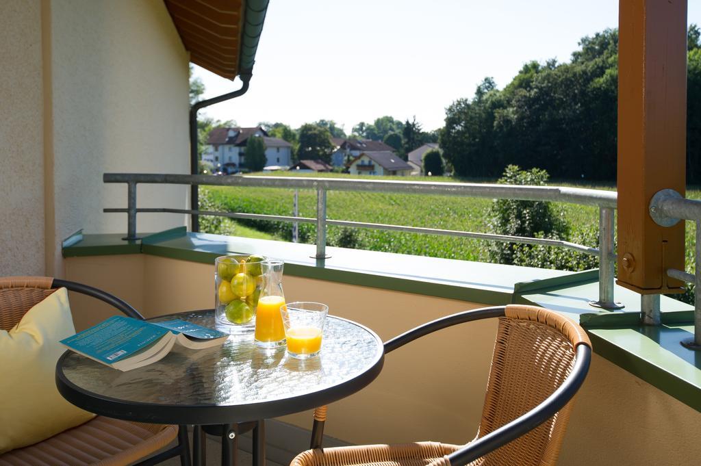 Hotel Riedenburg Bad Fussing Bagian luar foto